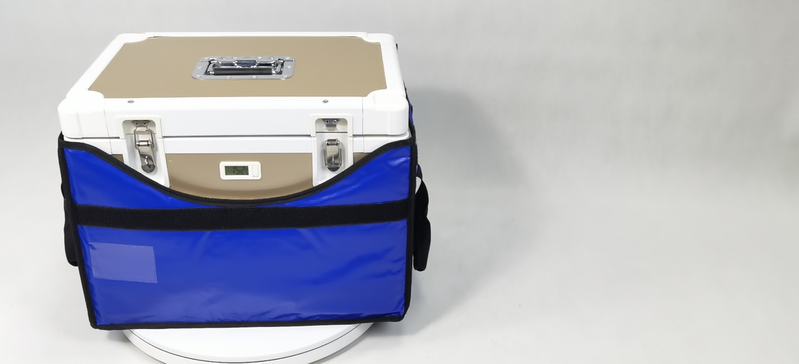 Customize Insulated Ice Cooler Boxes 30Liters Medical Vaccine Cooler VPU Box for 48hrs Transportation